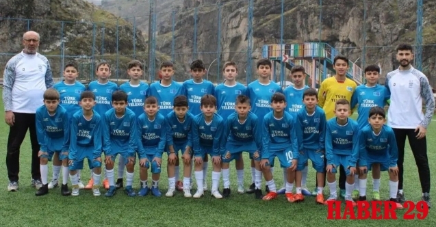 Gümüşhane Telekomspor U13 Ligi’ni Namağlup Şampiyon Tamamladı