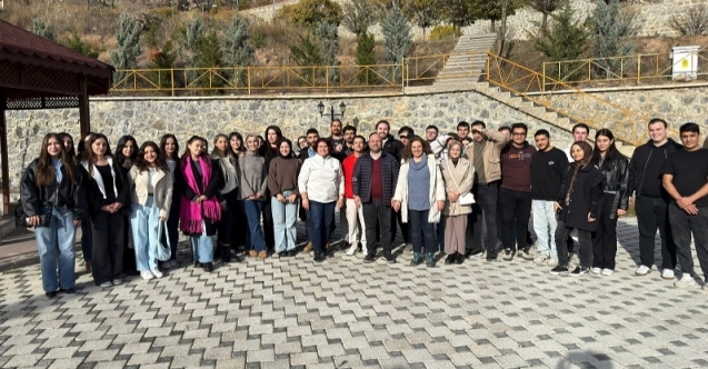 Gümüşhane Üniversitesi Kampüsü Lavanta Kokacak: 1000 Fide Toprakla Buluştu