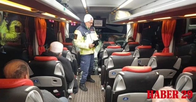 Yolcu Sandıkları Kişi "Jandarma" Çıktı! Gümüşhane’de otobüslerde habersiz denetim