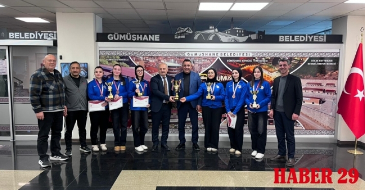 Bowlingin Sultanları’ndan Başkan Başer’e Ziyaret