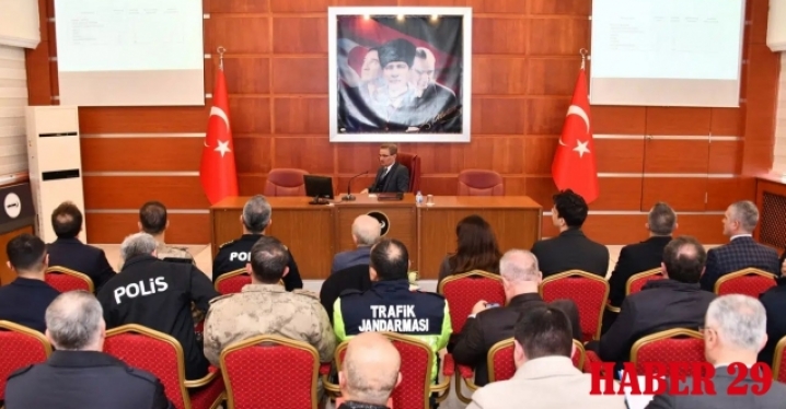 Gümüşhane'de Karayolu Trafik Güvenliği Stratejisi İl Yürütme Kurulu Toplantısı yapıldı