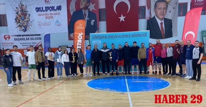 Gümüşhane’de Basketbol Şöleni: 3x3 Turnuvası Şampiyonlarını Belirledi