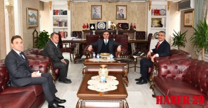 Gümüşhane’de Kültürel Seferberlik: Üçüncüzade Vakfı’ndan Protokol Turu